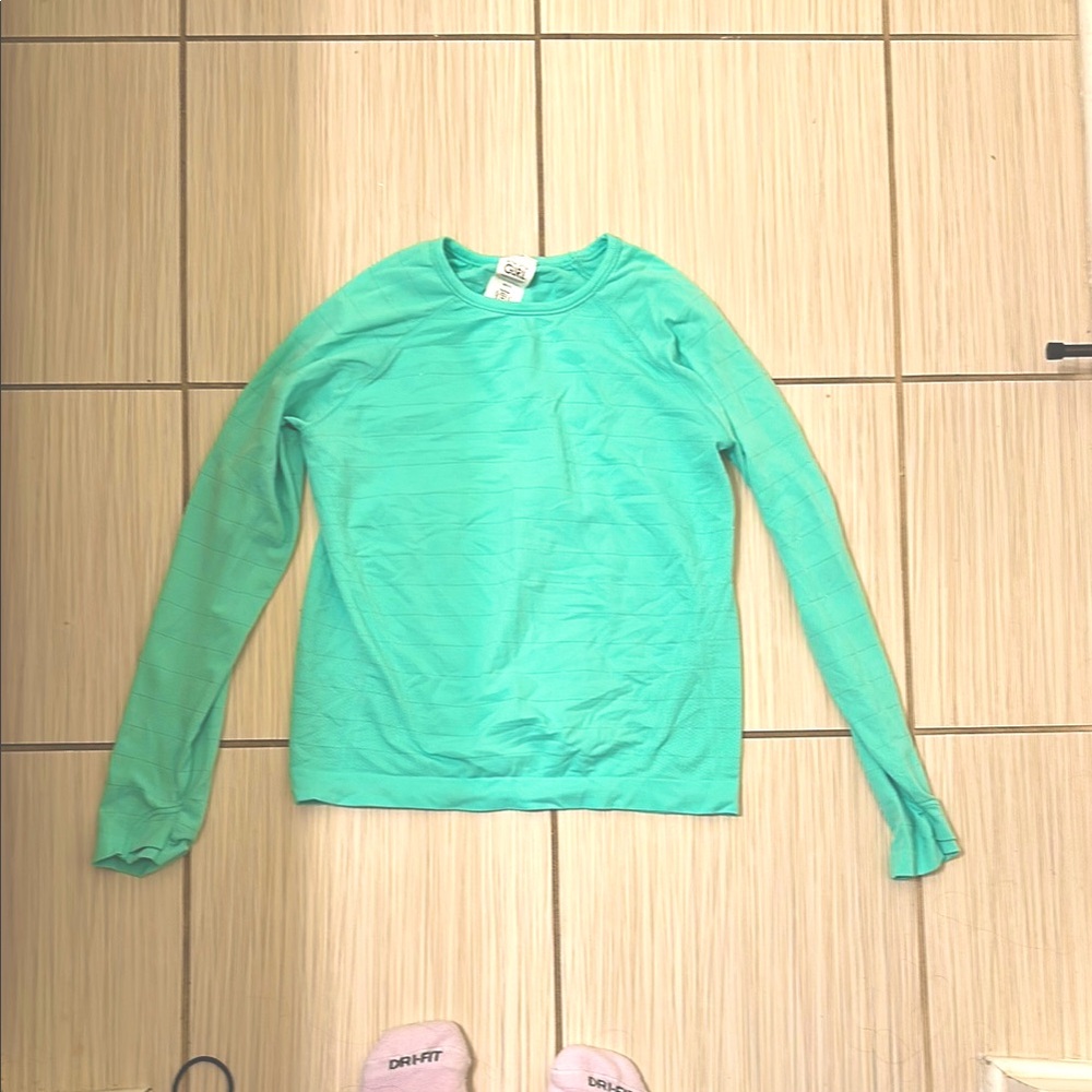 Athleta Green Long Sleeve Tee Relaxed Fit